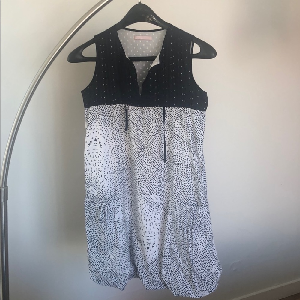 Cute navy & white dress w/ hearts & polka dots